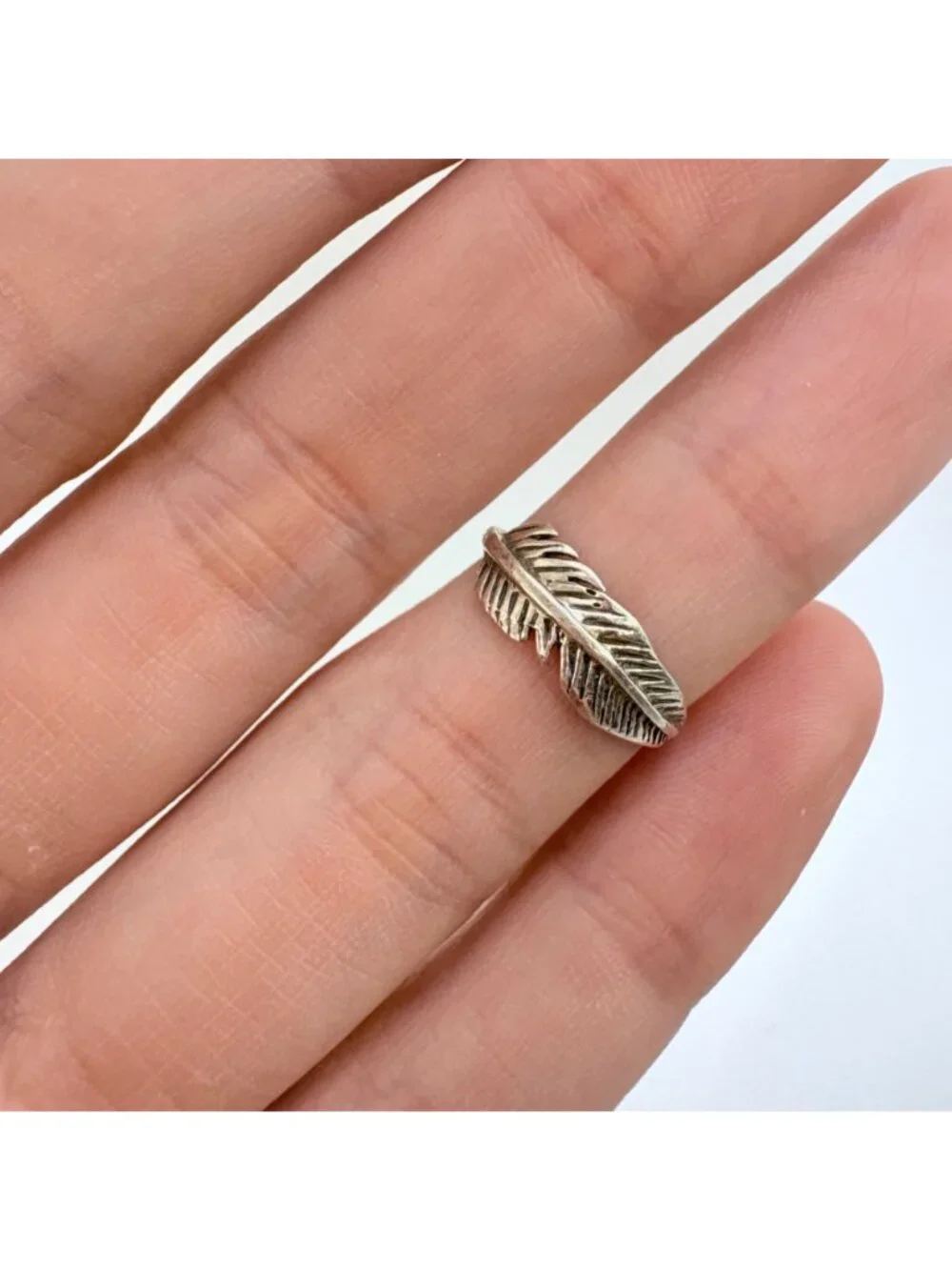 N/A feather design